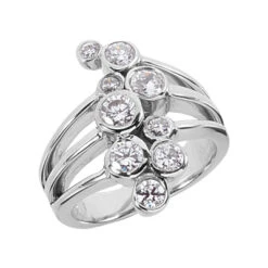 14K White Gold Right Hand Diamond Ring 1.10ct