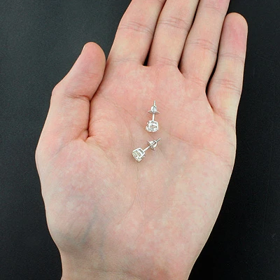 14K White Gold Round Diamond Stud Earrings 1.75ct 2 14K White Gold Round Diamond Stud Earrings 1.75ct - Image 2