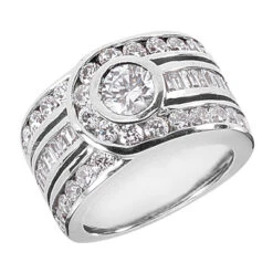 18K White Gold Right Hand Diamond Ladies Ring 3.01ct