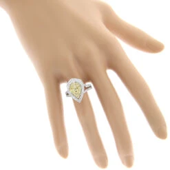 Unique 14K White Gold White Yellow Diamond Pear Shape Cluster Ring For Women 1.5c -Luxurman unique 14k gold white yellow diamond pear shape cluster ring for women 15c bodwh